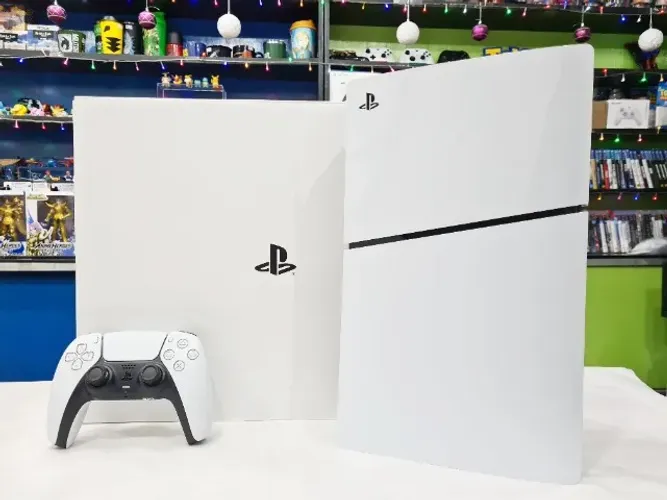 PS5 Slim digital 825GB SSD c/ Garantia