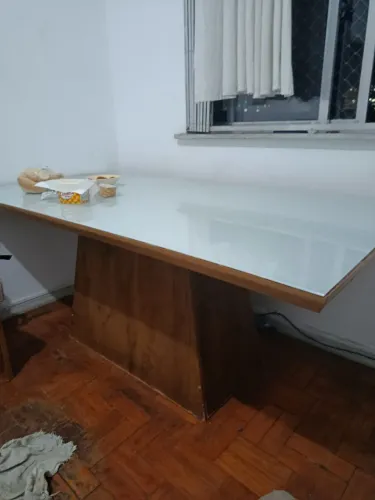 Mesa com 5 cadeiras