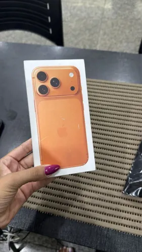 iPhone novo lacrado 17 PRO 256GB - laranja