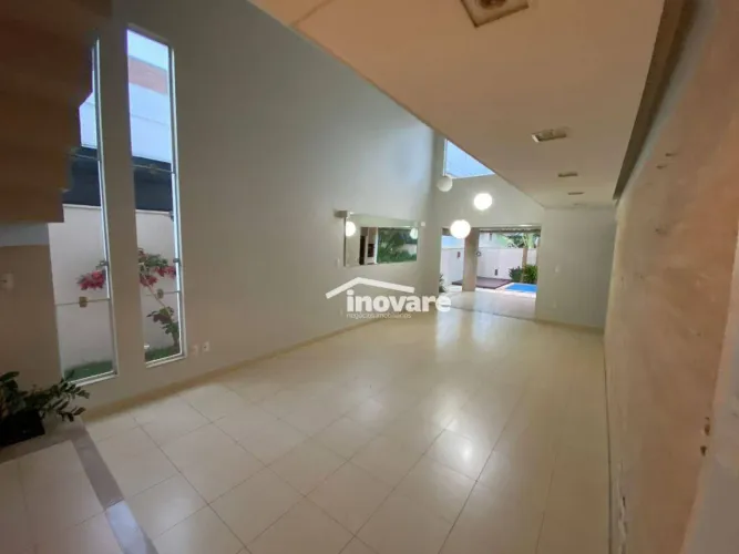 Casa com 3 dormitórios para alugar, 260 m² por R$ 10.460,00/mês - Nova Uberlândia - Uberlâ