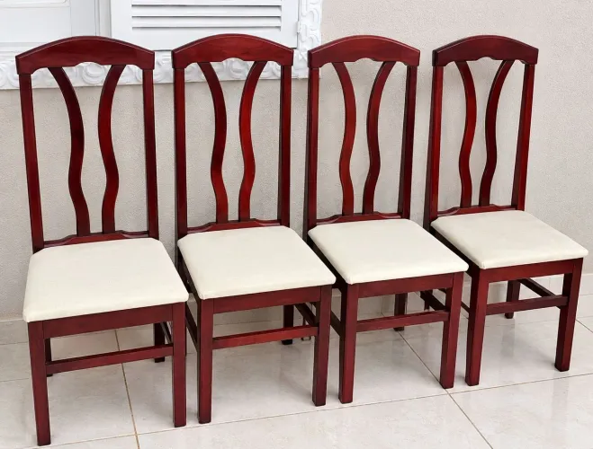Conjunto 4 Cadeiras de Jantar em Madeira Maciça