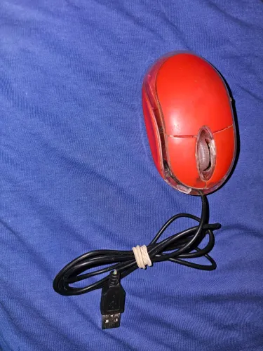 Mouse USB vermelho