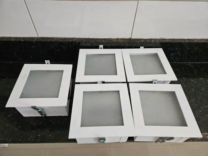 Kit com 5 Luminárias brancas 13x13
