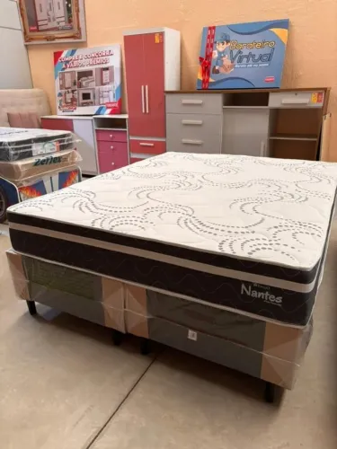 Cama Queen Sued 198x 158 Bordada Super confortavel - Promoção