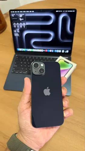 iPhone 14 Midnight 128GB, Seminovo sem detalhes (pouco uso), Garantia Apple até Dezembro