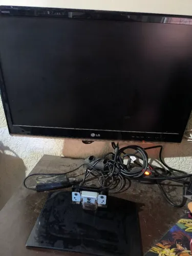 Tv/Monitor LG 25 polegadas
