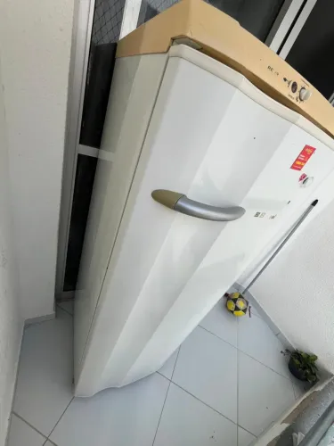 vendo geladeira eletrolux