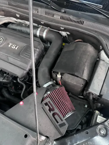 Vendo Intake com filtro esportivo tomada de ar frio RCI Jetta 2016.