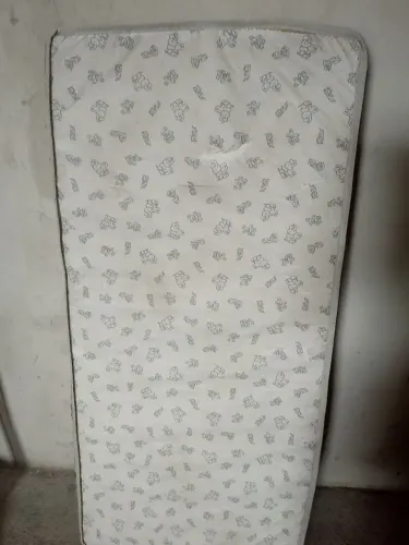 Berço usado c/colchão