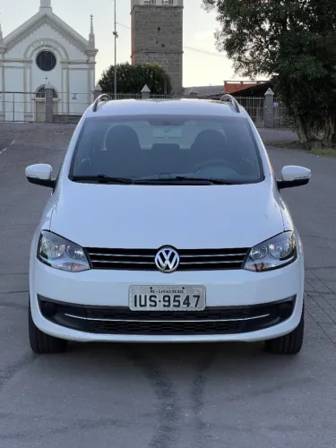Volkswagen Spacefox 1.6/ 1.6 Trend Total Flex 8V 5P 2014