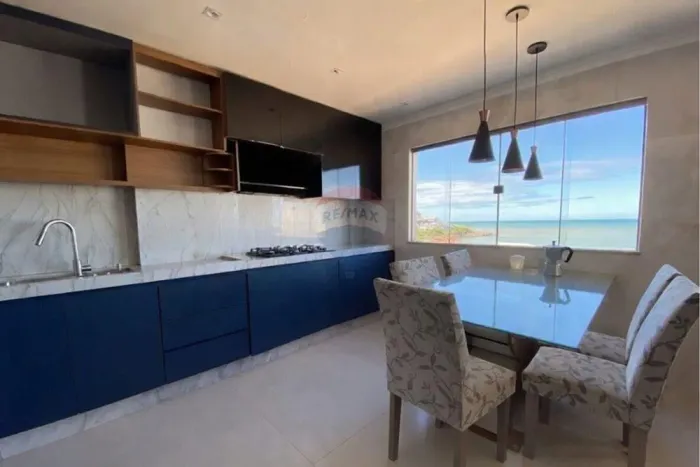 Apartamento, 3 quartos, 50m da praia