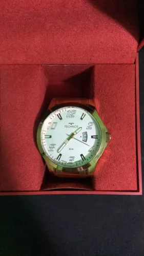 Vendo Relogio Technos dourado Na Caixa: obs esta na caixa, esta sem bateria