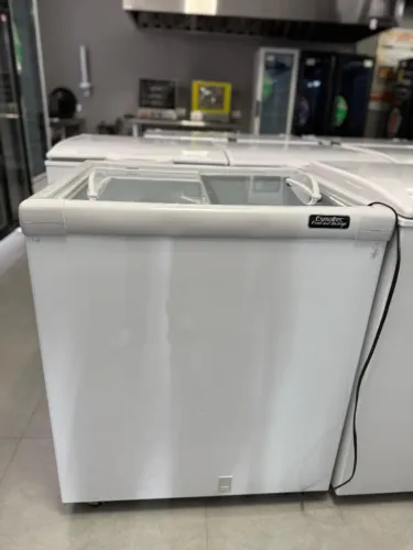 AFN-200 BR EXPOSITOR HORIZONTAL RETO - ESMALTEC