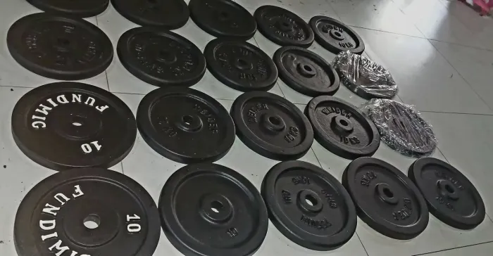 Anilhas de 10 kg / Anilha / Peso / Musculação / Crossfit / Treino.