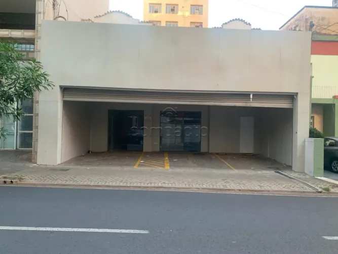 Sobrado Comercial | 366m² | 5 Salas | Centro