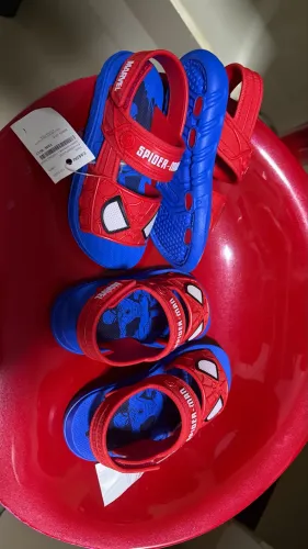 Sandália homem aranha NOVA