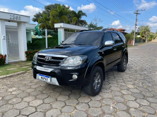 Toyota Hilux SW4 SRV D4-d 4X4 3.0 TDI Dies. AUT 2008
