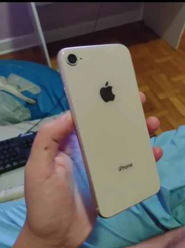 iPhone 8 