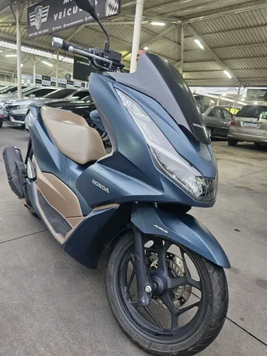 Honda PCX 160 DLX 2024