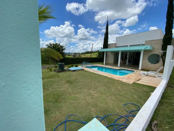 Casa à venda em Porangaba, Vila São Luiz, com 3 quartos, com 200 m², Condomínio Ninho Verd