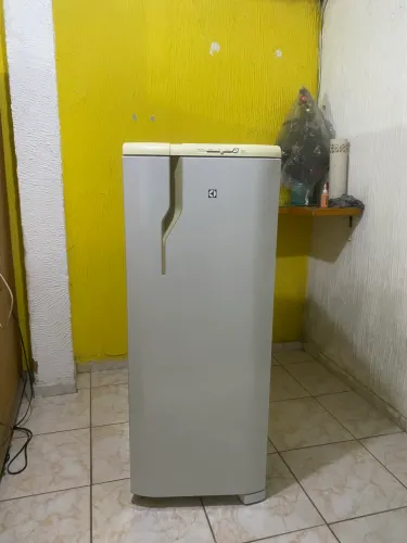 Geladeira Electrolux
