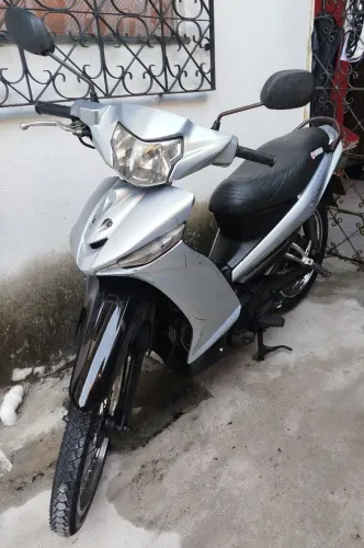 Moto Crypton 2014