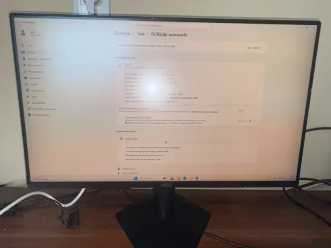 MONITOR GAMER AOC AGON G50 24?