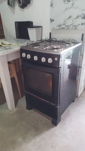 Vendo fogão, o forno não esta prestando