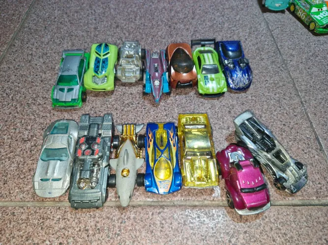 Varios Hot wheels