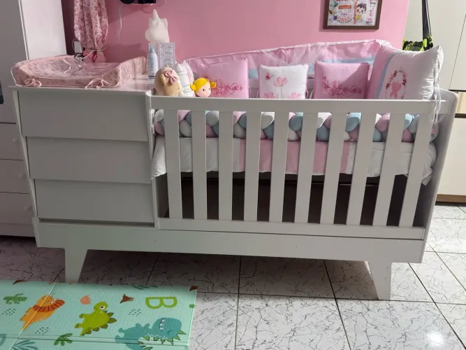Berço prince com cômoda 3 gavetas, branco gosto