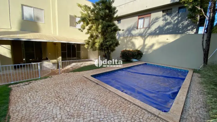 Casa no Condomínio Jardins Barcelona disponível para locação em Uberlândia-MG