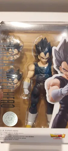 SH Figuarts Vegeta Super Hero