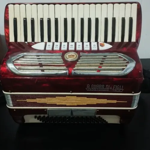 Acordeon Guerrini 80bx