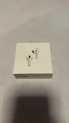 AirPods 4 com cancelamento de ruído