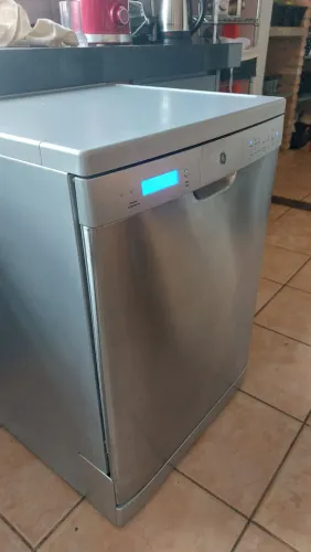 Lava louças GE LCD inox 12 serviços, linda e em perfeito estado