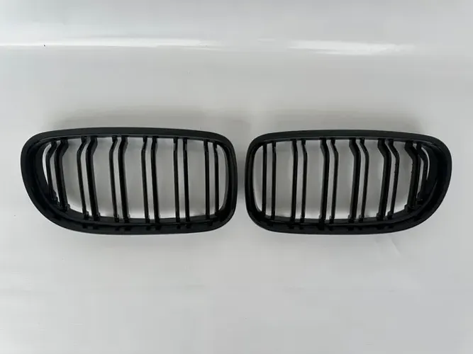 Grade Central Bmw 320i 325i 2009 2010 2011 2012 Black Piano