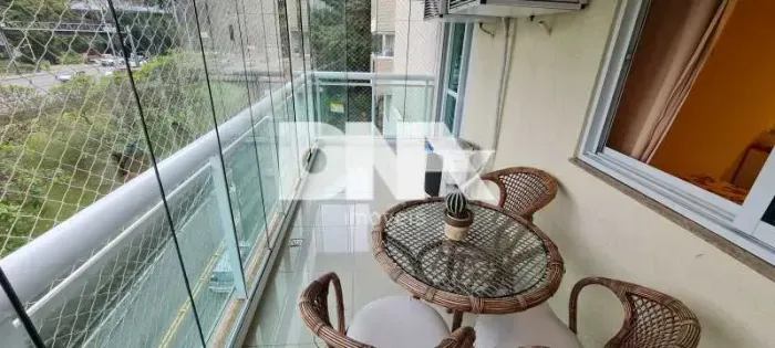 Apartamento : Padrão / Residencial / Humaitá