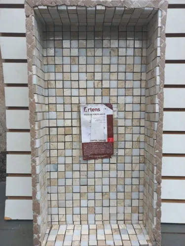 Nicho banheiro mosaico 34x64