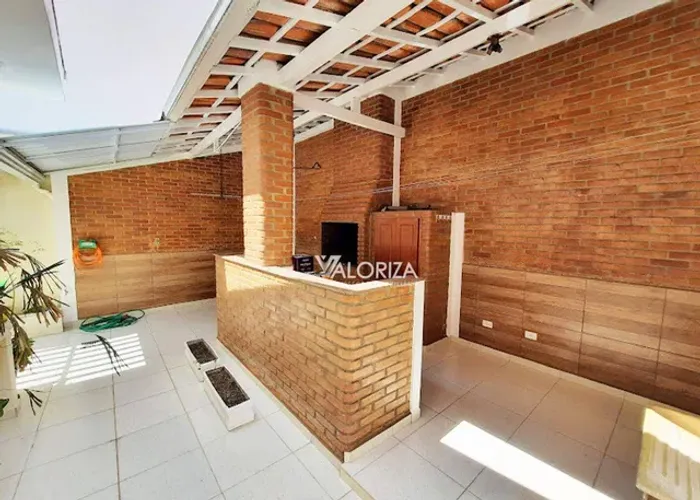 Casa com 3 dormitórios à venda, 176 m² por R$ 880.000,00 - Jardim Embaixador - Sorocaba/SP