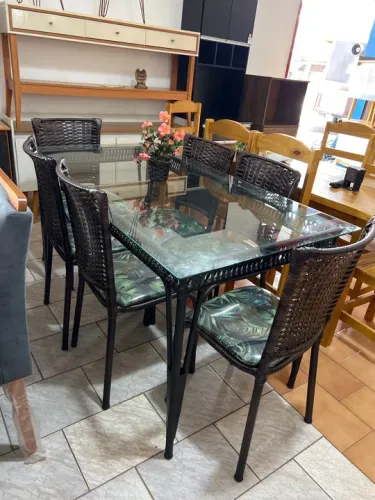 Mesa de Vime Com 06 Cadeiras Nova 