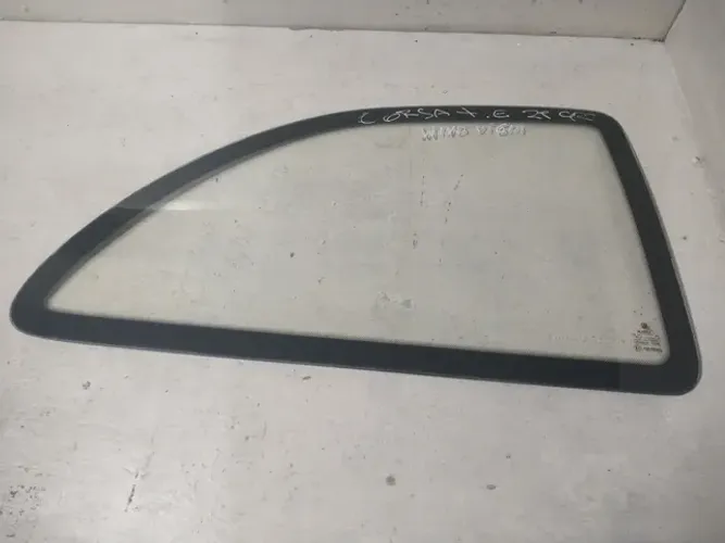 Vidro traseiro direito GM/Corsa Wind 2p