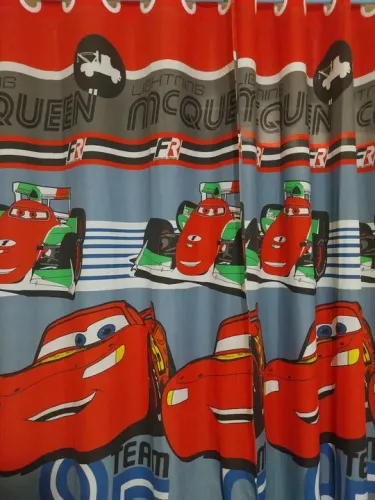 Cortina de quarto Cars - Lightning McQueen