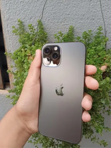 iPhone 12 Pro grafite