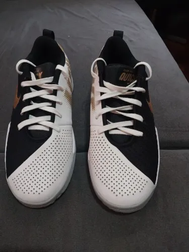 Tenis Nike