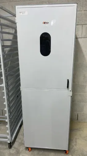 Armário fechado p/20 assadeiras - Innal