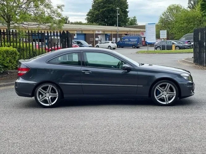 sucata mercedes clc200 2009