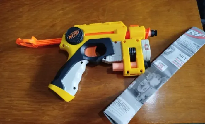 Arma de brinquedo Nerf - Lançador de dardos