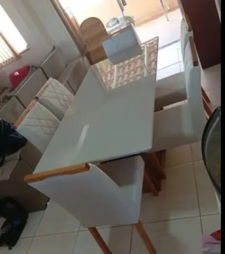 Mesa de jantar de 6 lugares (retangular) 