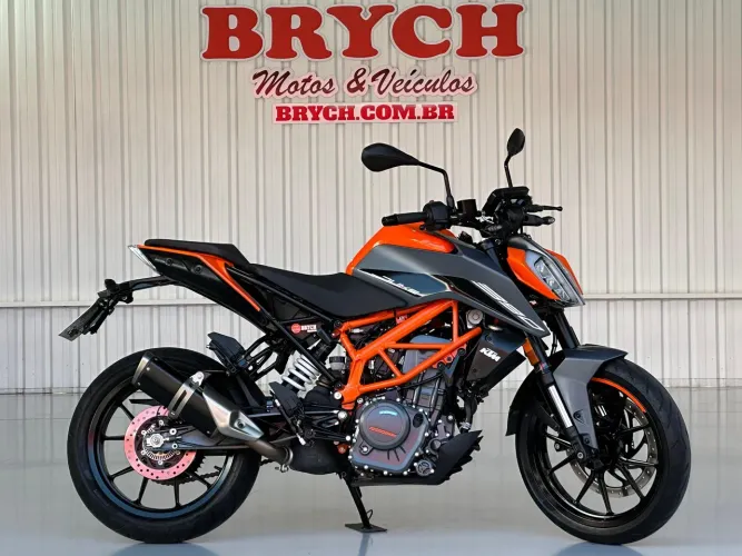 DUKE 390 ABS PRETA 2024/2025