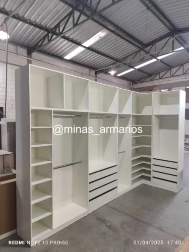Closet é com a Minas Armários Faça Já Seu Orçamento